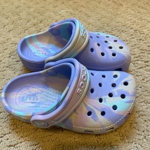 Kid’s Size 8 Tie Dye Crocs